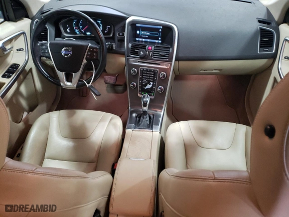 2015 Volvo XC60 T5 Drive-E Premier Plus with VIN YV440MDC4F2619465, listed as a Copart auction lot 74032174 with 83,697 mi miles and Salvage Title. Bid and sale history available at carsss.com. Image 8.