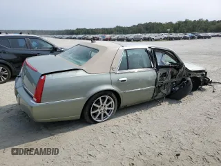 2007 Cadillac DTS Performance z VIN 1G6KD57967U131549, wystawiony jako Copart lot #70918804 z przebiegiem 73 618 mil mil oraz Szkoda całkowita • Salvage title. Historia ofert i sprzedaży dostępna na DreamBid. Obrazek 3.