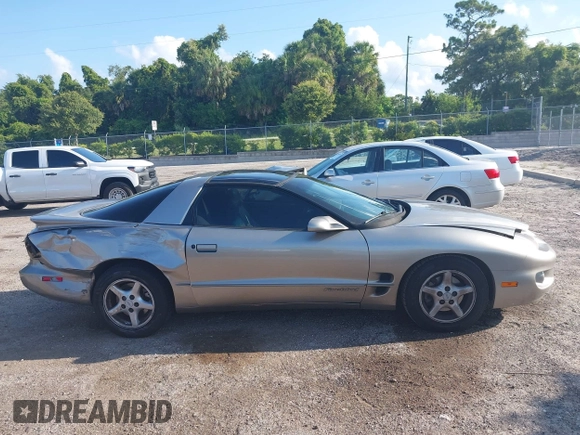 2001 Pontiac Firebird Firebird с VIN 2G2FS22K512124770, выставлен на аукционе IAAI как лот 42590414 с пробегом 57 212 миль миль и . История ставок и продаж доступна на DreamBid. Изображение 13.