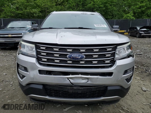 2017 Ford Explorer XLT with VIN 1FM5K7D81HGE13097, listed as a Copart auction lot 55858215 with 98,032 mi miles and Salvage title. Bid and sale history available at DreamBid. Image 5.