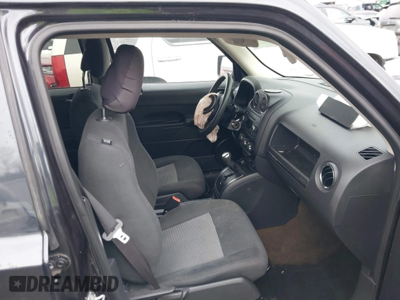 2016 Jeep Patriot Sport with VIN 1C4NJPBB8GD547837, listed as a IAAI auction lot 41556247 with 96,304 mi miles and . Bid and sale history available at carsss.com. Image 5.