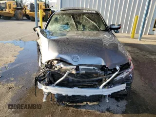 2024 BMW 3 Series 330i with VIN 3MW69FF03R8E77127, listed as a Copart auction lot 43403795 with 0 mi miles and Salvage Title. Bid and sale history available at carsss.com. Image 5.