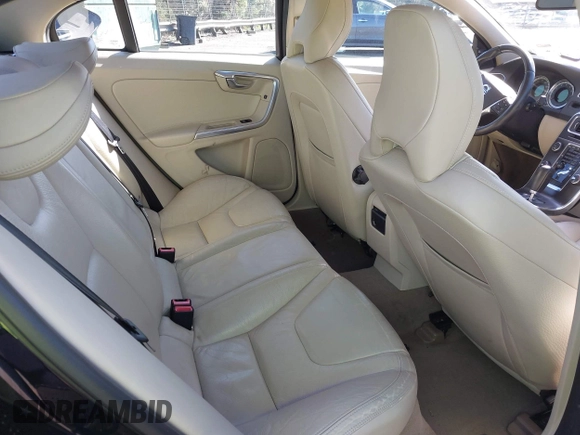 2012 Volvo S60 T6 with VIN YV1902FH4C2112612, listed as a IAAI auction lot 41972206 with 109,210 mi miles. Bid and sale history available at carsss.com. Image 8.