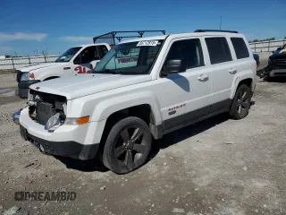 2016 Jeep Patriot Sport z VIN 1C4NJPBB1GD726320, wystawiony jako Copart lot #56712815 z przebiegiem 128 918 mil mil oraz Szkoda całkowita • Salvage title. Historia ofert i sprzedaży dostępna na DreamBid. Obrazek 1.