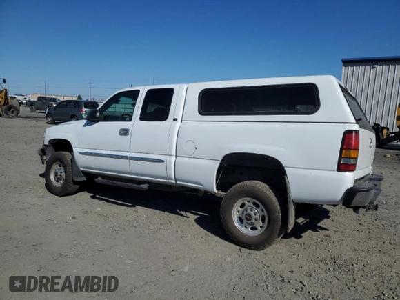 2005 GMC Sierra 1500 with VIN 1GTHC29215E161722, listed as a Copart auction lot 53283965 with 112,857 mi miles and Salvage Title. Bid and sale history available at DreamBid. Image 2.