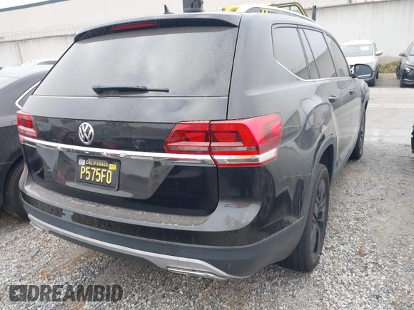 2018 Volkswagen Atlas SE with VIN 1V2DP2CA6JC600310, listed as a IAAI auction lot 42256570 with 29,912 mi miles and . Bid and sale history available at DreamBid. Image 17.