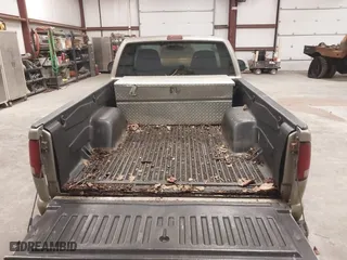 2000 Chevrolet S-10 LS with VIN 1GCCS1446YK192616, listed as a IAAI auction lot 41562966 with 289,447 mi miles. Bid and sale history available at carsss.com. Image 8.
