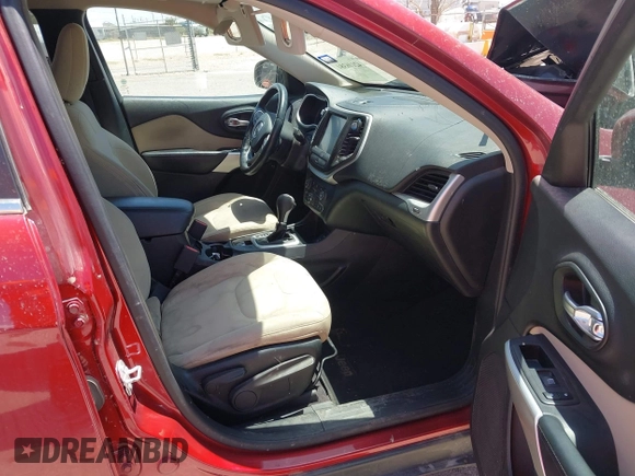 2017 Jeep Cherokee Latitude with VIN 1C4PJLCBXHW661148, listed as a IAAI auction lot 42146384 with 136,391 mi miles and . Bid and sale history available at DreamBid. Image 5.