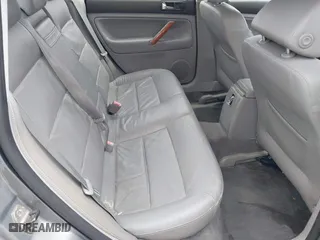 2003 Volkswagen Passat GLX with VIN WVWRH63B93P193731, listed as a IAAI auction lot 42088975 with 161,888 mi miles. Bid and sale history available at carsss.com. Image 8.