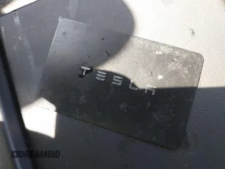 2016 Tesla Model X P90D with VIN 5YJXCAE45GF001485, listed as a IAAI auction lot 41994096 with 88,103 mi miles. Bid and sale history available at carsss.com. Image 11.