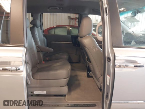 2007 Hyundai Entourage GLS with VIN KNDMC233576018334, listed as a IAAI auction lot 42302468 with 183,557 mi miles and . Bid and sale history available at DreamBid. Image 8.