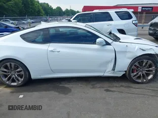 2015 Hyundai Genesis Coupe R-Spec with VIN KMHHU6KJ4FU127511, listed as a IAAI auction lot 42214070 with Not provided miles and . Bid and sale history available at DreamBid. Image 14.
