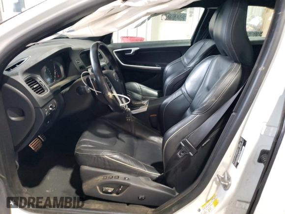 2015 Volvo S60 T6 R-Design Platinum with VIN YV1902TS8F1346987, listed as a Copart auction lot 72720554 with 139,797 mi miles and Salvage Title. Bid and sale history available at carsss.com. Image 7.