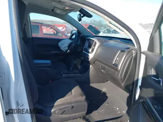 2019 GMC Canyon 4WD SLE with VIN 1GTG6CEN1K1301425, listed as a IAAI auction lot 41358278 with 105,106 mi miles. Bid and sale history available at carsss.com. Image 5.