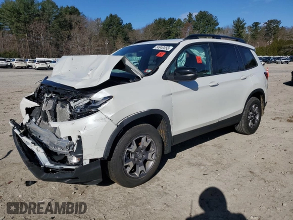2022 Honda Passport TrailSport with VIN 5FNYF8H61NB013535, listed as a Copart auction lot 50949555 with 45,172 mi miles and Clean title. Bid and sale history available at DreamBid. Image 1.