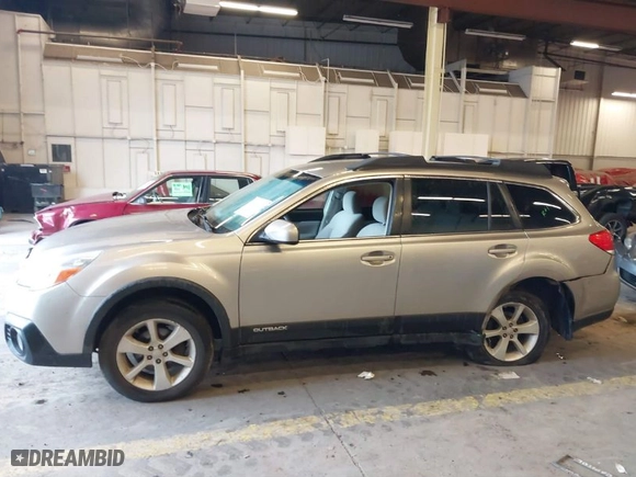 2014 Subaru Outback 2.5i Premium with VIN 4S4BRBCC6E3323986, listed as a IAAI auction lot 41622049 with 130,662 mi miles. Bid and sale history available at carsss.com. Image 14.
