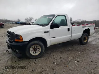2000 Ford Super Duty F-250 XL with VIN 1FTNF20F1YEB94668, listed as a Copart auction lot 49063475 with 139,380 mi miles and Clean Title. Bid and sale history available at carsss.com. Image 1.