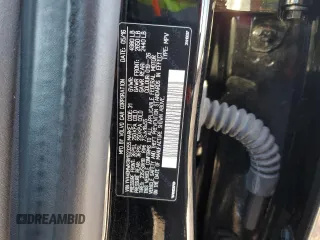 2017 Volvo V60 z VIN YV440MWK8H1023255, wystawiony jako Copart lot #84471084 z przebiegiem 91 507 mil mil oraz Szkoda całkowita • Salvage title. Historia ofert i sprzedaży dostępna na DreamBid. Obrazek 12.