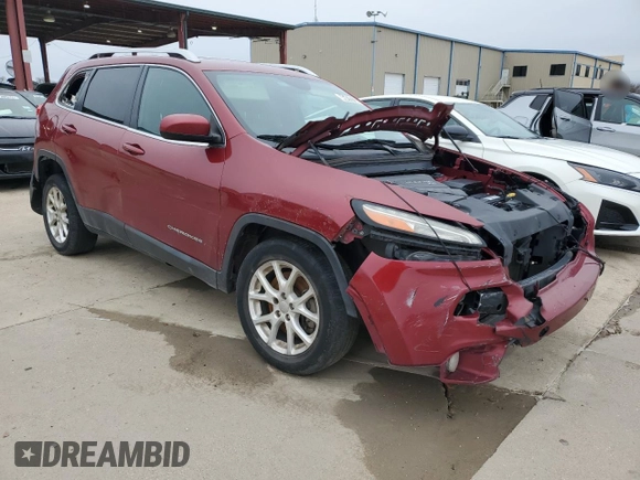 2014 Jeep Cherokee Latitude with VIN 1C4PJLCB1EW288108, listed as a Copart auction lot 46478735 with 121,610 mi miles and Clean Title. Bid and sale history available at DreamBid. Image 4.