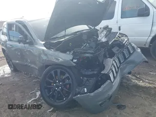 2022 Jeep Grand Cherokee Laredo E с VIN 1C4RJFAG8NC115471, выставлен на аукционе IAAI как лот 41819925 с пробегом 42 633 миль миль и . История ставок и продаж доступна на DreamBid. Изображение 1.