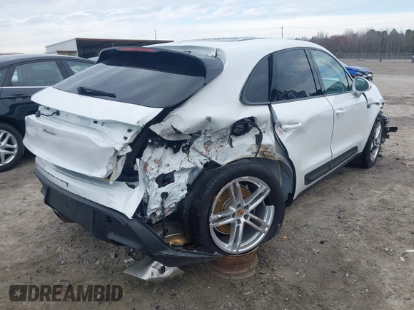 2024 Porsche Macan with VIN WP1AA2A55RLB20040, listed as a IAAI auction lot 41739587 with 8,916 mi miles and . Bid and sale history available at DreamBid. Image 4.