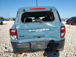 2021 Ford Bronco Sport Big Bend z VIN 3FMCR9B61MRA92276, wystawiony jako Copart lot #56339755 z przebiegiem 32 909 mil mil oraz Szkoda całkowita • Salvage title. Historia ofert i sprzedaży dostępna na DreamBid. Obrazek 6.