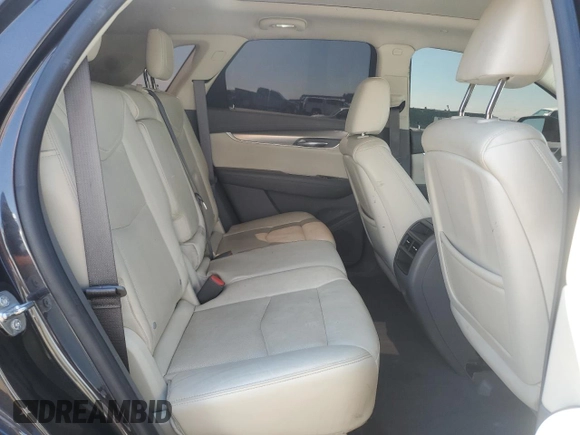 2017 Cadillac XT5 Premium Luxury AWD z VIN 1GYKNERS6HZ218926, wystawiony jako Copart lot #53151465 z przebiegiem 87 244 mil mil oraz Szkody całkowita. Historia ofert i sprzedaży dostępna na DreamBid. Obrazek 11.