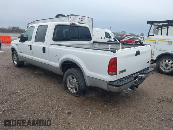 2006 Ford Super Duty F-250 XL with VIN 1FTSW20P16EB23642, listed as a IAAI auction lot 41012205 with 134,178 mi miles. Bid and sale history available at carsss.com. Image 3.