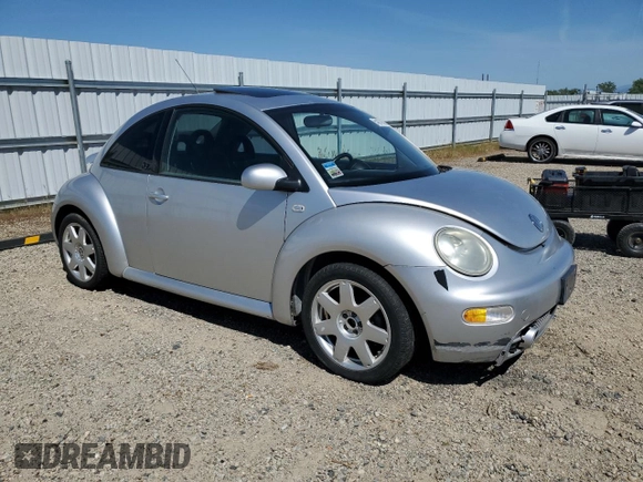 2001 Volkswagen Beetle GLX with VIN 3VWDD21C51M418611, listed as a Copart auction lot 54907905 with 131,548 mi miles and Clean Title. Bid and sale history available at DreamBid. Image 4.