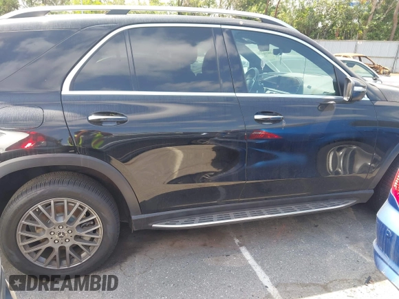 2021 Mercedes-Benz GLE 350 with VIN 4JGFB4JBXMA478109, listed as a IAAI auction lot 42083365 with 61,341 mi miles and . Bid and sale history available at DreamBid. Image 13.