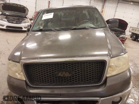 2006 Ford F-150 XLT with VIN 1FTPX14V56FB64081, listed as a IAAI auction lot 41441685 with 218,688 mi miles. Bid and sale history available at carsss.com. Image 12.