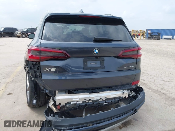 2021 BMW X5 xDrive45e with VIN 5UXTA6C04M9D34382, listed as a IAAI auction lot 42080996 with 24,638 mi miles and . Bid and sale history available at DreamBid. Image 16.