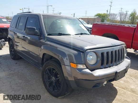 2015 Jeep Patriot Sport z VIN 1C4NJPBA4FD156481, wystawiony jako IAAI lot #41850132 z przebiegiem 240 186 mil mil oraz . Historia ofert i sprzedaży dostępna na DreamBid. Obrazek 1.