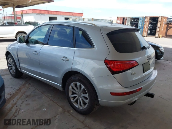 2014 Audi Q5 Premium z VIN WA1CFAFP5EA108342, wystawiony jako IAAI lot #42371378 z przebiegiem 78 602 mil mil oraz . Historia ofert i sprzedaży dostępna na DreamBid. Obrazek 3.