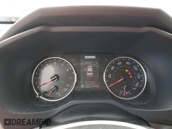 2022 Toyota RAV4 XLE with VIN JTMW1RFV6ND089457, listed as a Copart auction lot 47178465 with 43,850 mi miles and Salvage Title. Bid and sale history available at carsss.com. Image 9.