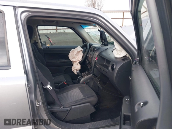 2016 Jeep Patriot Sport with VIN 1C4NJRBB6GD556435, listed as a IAAI auction lot 41949935 with 145,352 mi miles and . Bid and sale history available at carsss.com. Image 5.