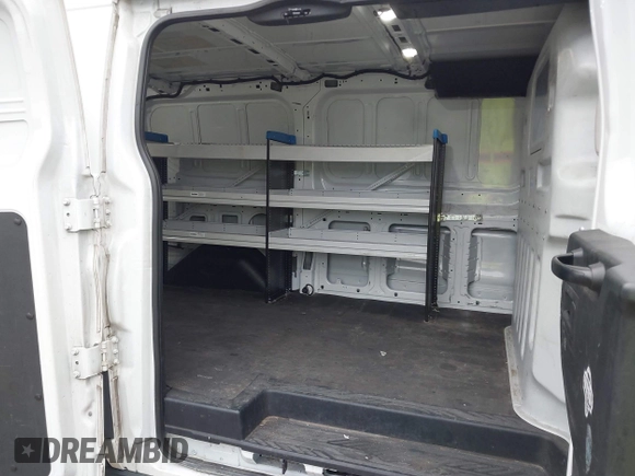 2018 Ford Transit z VIN 1FTYE1ZM2JKB56191, wystawiony jako IAAI lot #42538736 z przebiegiem 204 436 mil mil oraz . Historia ofert i sprzedaży dostępna na DreamBid. Obrazek 8.