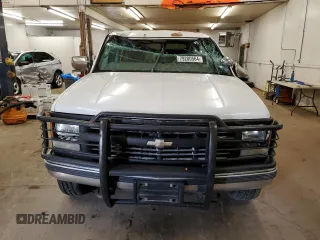 1999 Chevrolet Suburban with VIN 1GNGK26R5XJ474631, listed as a Copart auction lot 79280564 with 97,119 mi miles and Salvage Title. Bid and sale history available at carsss.com. Image 5.