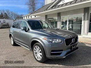 2016 Volvo XC90 T6 Momentum with VIN YV4A22PK0G1024382, listed as a IAAI auction lot 41911391 with 204,824 mi miles. Bid and sale history available at carsss.com. Image 1.