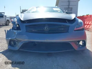 2014 Infiniti Q60 Journey z VIN JN1CV6EK1EM110800, wystawiony jako IAAI lot #41793724 z przebiegiem 134 408 mil mil oraz . Historia ofert i sprzedaży dostępna na DreamBid. Obrazek 19.