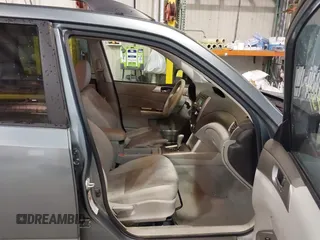 2009 Subaru Forester X with VIN JF2SH63639H762260, listed as a IAAI auction lot 41904457 with 197,913 mi miles and . Bid and sale history available at DreamBid. Image 5.