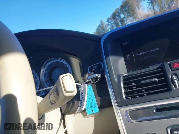 2012 Volvo XC60 3.2L with VIN YV4952DL8C2291037, listed as a IAAI auction lot 41683215 with 170,000 mi miles and . Bid and sale history available at DreamBid. Image 11.