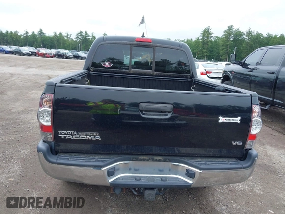 2015 Toyota Tacoma с VIN 3TMLU4EN2FM202275, выставлен на аукционе IAAI как лот 42523799 с пробегом 76 170 миль миль и . История ставок и продаж доступна на DreamBid. Изображение 16.