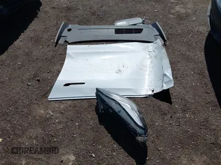 2021 Tesla Model Y Performance z VIN 5YJYGDEF0MF076263, wystawiony jako IAAI lot #42134022 z przebiegiem Nie podano mil oraz . Historia ofert i sprzedaży dostępna na DreamBid. Obrazek 11.