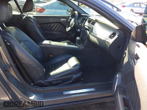 2011 Ford Mustang V6 with VIN 1ZVBP8EM6B5112416, listed as a IAAI auction lot 41416736 with 131,758 mi miles and . Bid and sale history available at DreamBid. Image 5.