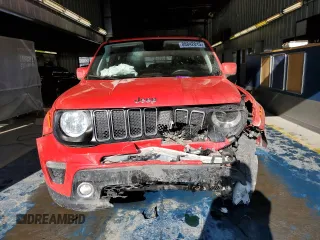 2020 Jeep Renegade Altitude with VIN ZACNJABB3LPL91504, listed as a Copart auction lot 88842015 with 66,513 mi miles and Salvage title. Bid and sale history available at DreamBid. Image 5.