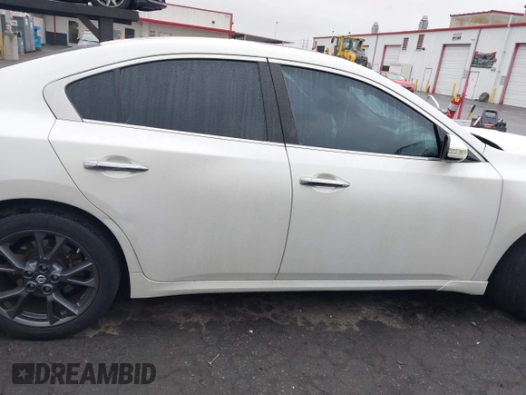 2014 Nissan Maxima S with VIN 1N4AA5AP6EC453903, listed as a IAAI auction lot 41194551 with 75,126 mi miles and . Bid and sale history available at DreamBid. Image 13.