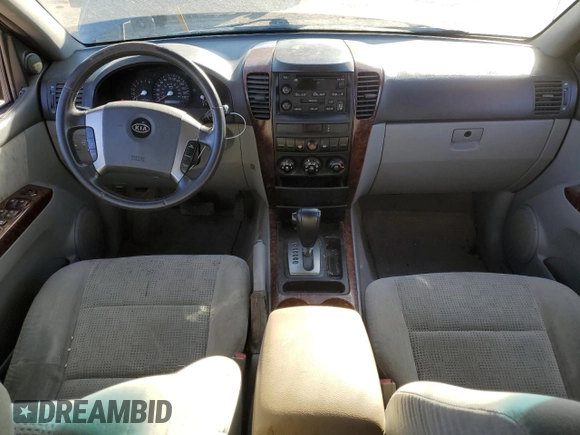 2004 Kia Sorento LX with VIN KNDJC733445332008, listed as a Copart auction lot 42791815 with 167,706 mi miles and Clean Title. Bid and sale history available at carsss.com. Image 8.