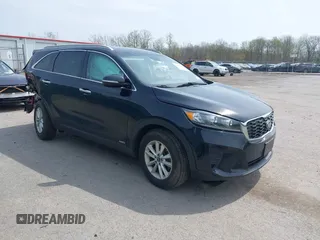 2019 Kia Sorento LX with VIN 5XYPGDA36KG439646, listed as a IAAI auction lot 42146551 with 69,283 mi miles. Bid and sale history available at carsss.com. Image 1.