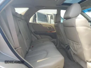 2001 Lexus RX 300 with VIN JTJHF10U110185586, listed as a Copart auction lot 53613685 with 203,917 mi miles and Salvage Title. Bid and sale history available at carsss.com. Image 11.